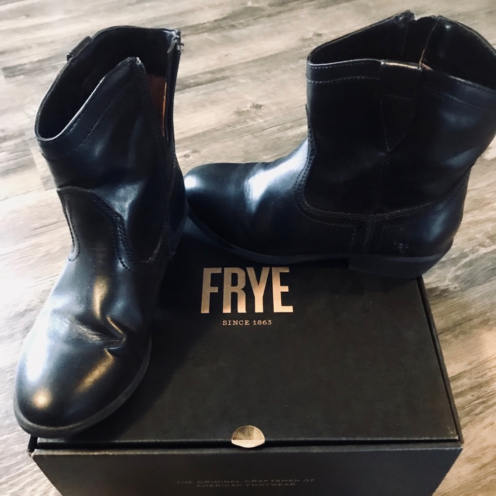 FRYE boots